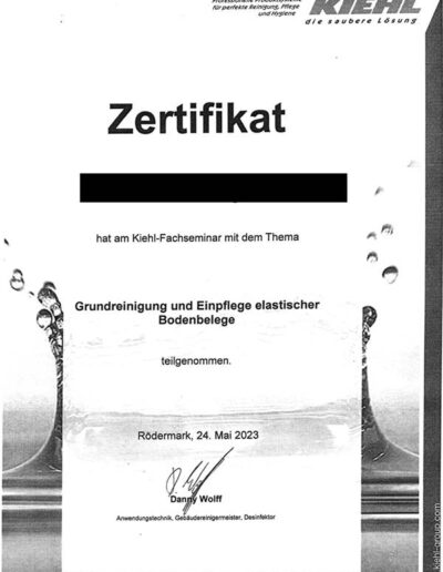 Zertifikat für Grundreinigung und Einpflege elastische Bodenbeläge für die Ullrich Services Gebäudereinigungsfirma
