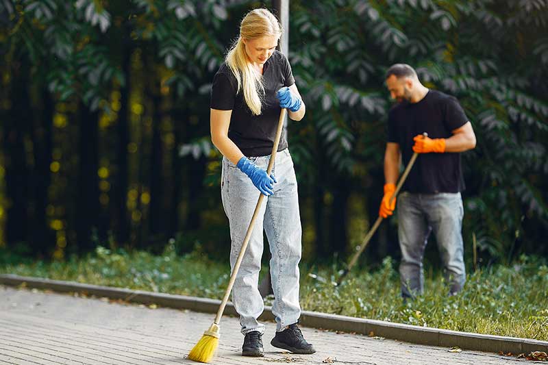 Außenanlagenpflege und Gartenpflege von Firma Ullrich in München