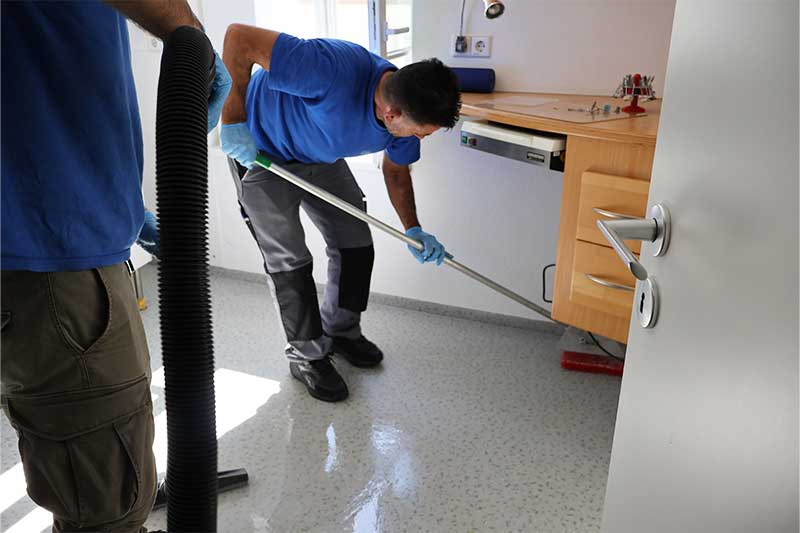 Gebäudereinigungsservice in 72141 Walddorfhäslach von Firma Ullrich