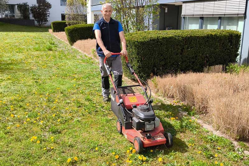 Reinigungsfirma Magstadt mit ganzheitlichem Gebäudeservice von Ullrich