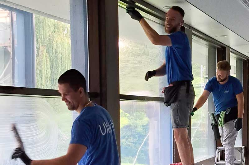 Ullrich Services Reinigungsfirma in Hildrizhausen